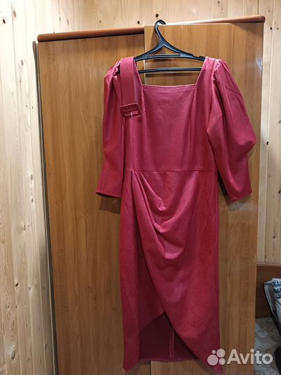 Платье женское размер 52-54 бу