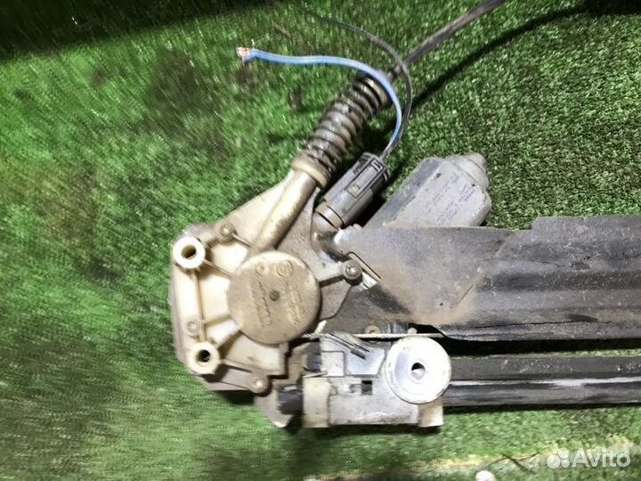 Стеклоподъемник задний правый Bmw 5-Series E39