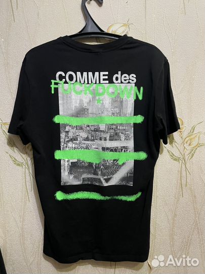 Футболка comme des fuckdown