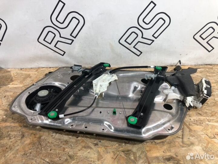 Стеклоподъемник передний левый Mercedes-Benz