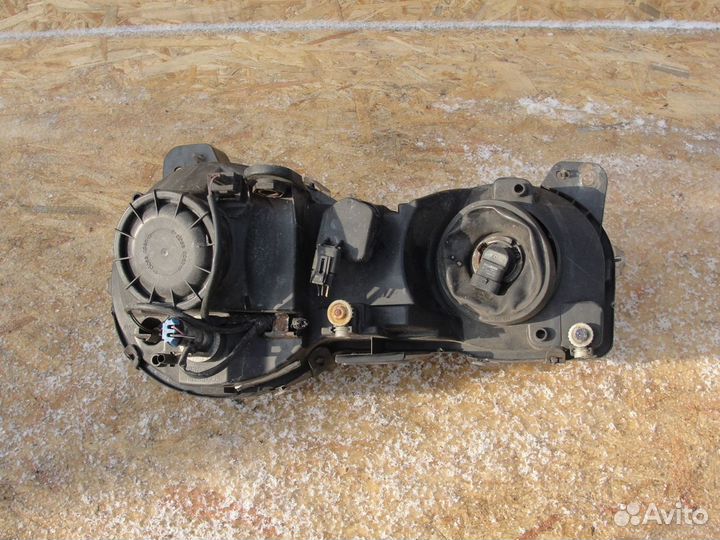 Фара правая Jaguar S-type