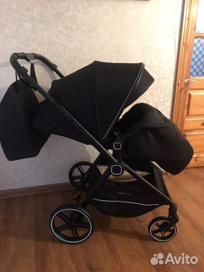 Коляска новая прогулочная с реверсивным блоком