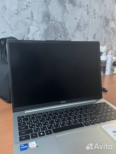 Ноутбук tecno megabook 16