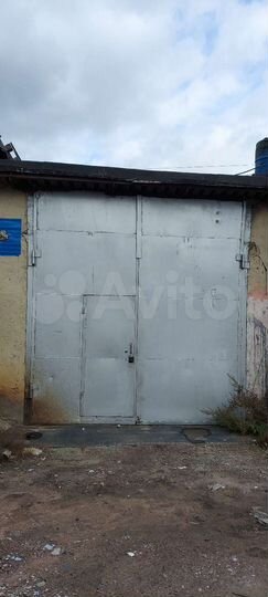 Гараж, > 30 м²