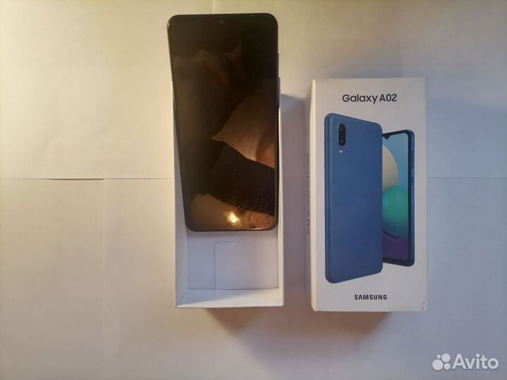 Продаю смартфон Samsung Galaxy A02 32Gb