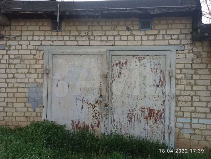 Гараж, > 30 м²