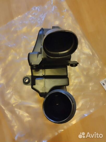 Резонатор воздушного фильтра Kia