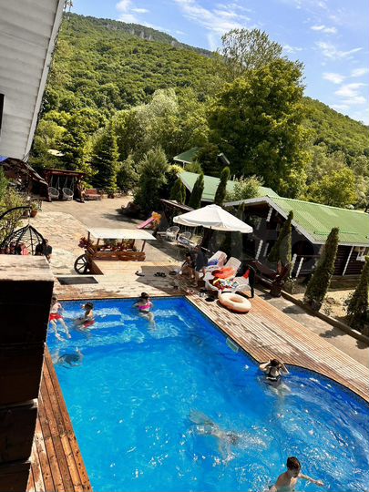 Гостиница, 1000 м²