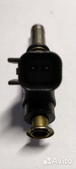 Форсунка топливная Chevrolet Aveo T200 F14S3 2005