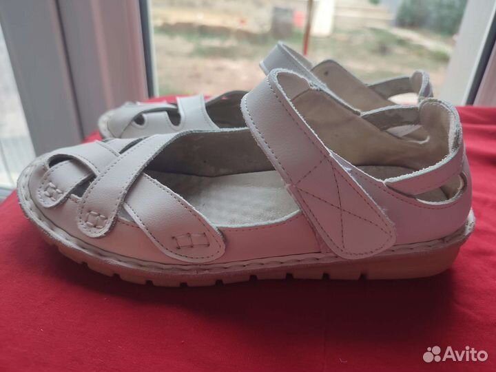 Босоножки 36