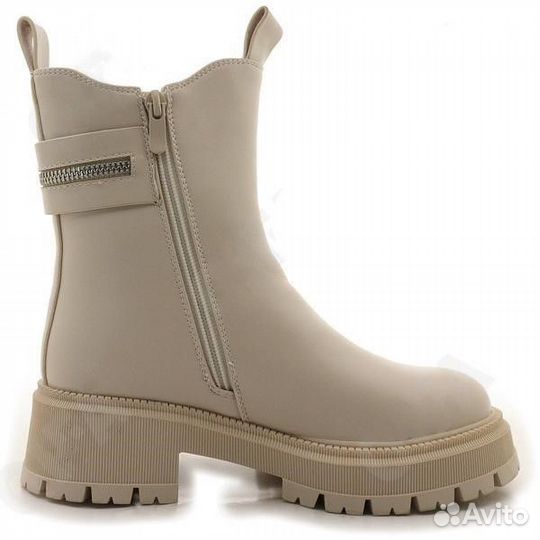 Зимние ботинки для девочки