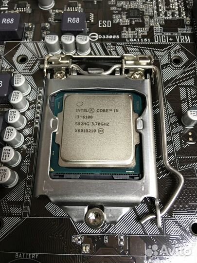 Процессор Intel Core i3 6100 3.7 GHz LGA1151