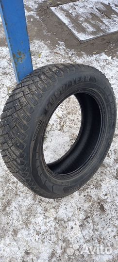 Goodyear EfficientGrip SUV 4x4 225/60 R17