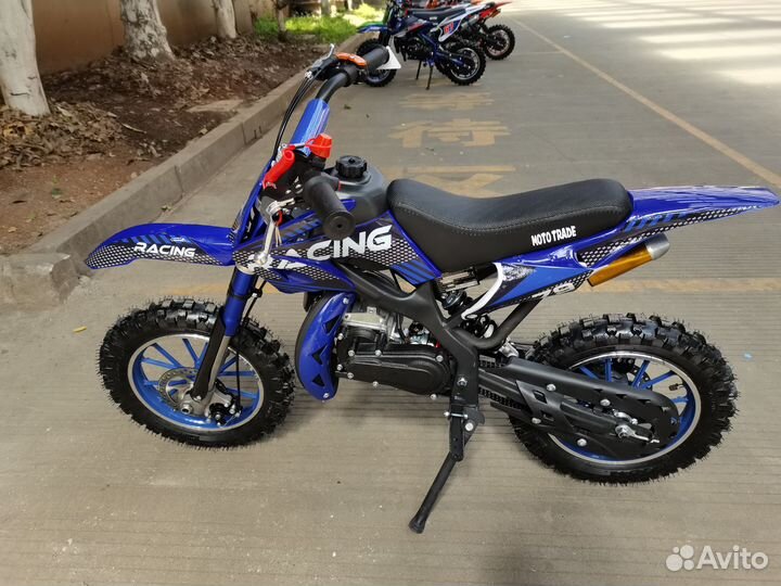 Кроссовый мотоцикл