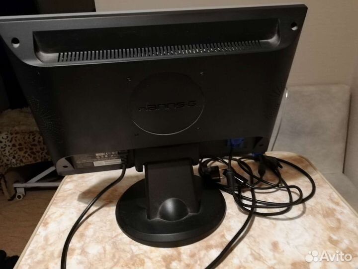 Монитор Hanns.G 17