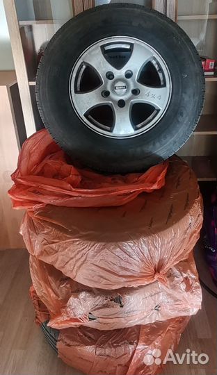 Nexen Roadian 541 235/75 R16 108H