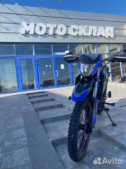 Мотоцикл racer RC300-GY8V XSR