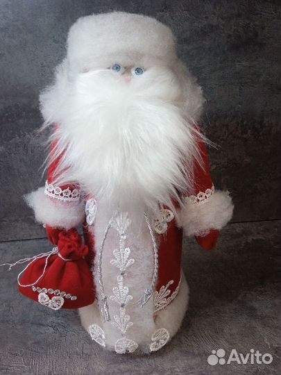 Дед мороз на бутылку