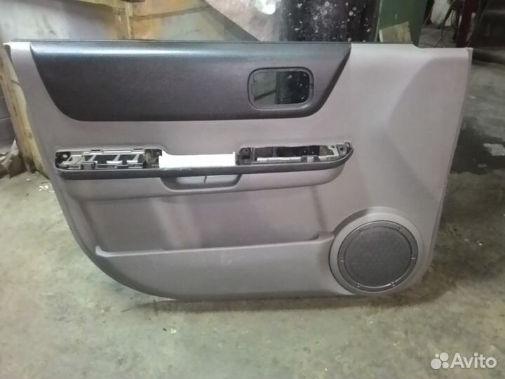 Дверная карта (обшивка двери) Ниссан X-Trail T30