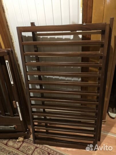 Детская кроватка с комодом