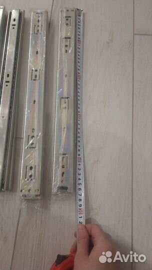 Направляющие для выдвижных ящиков