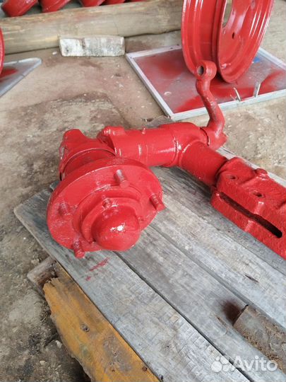 Передний мост мтз 80.Ось передняя 80-3000030