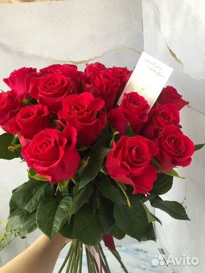 Цветы розы и букеты с доставкой живые
