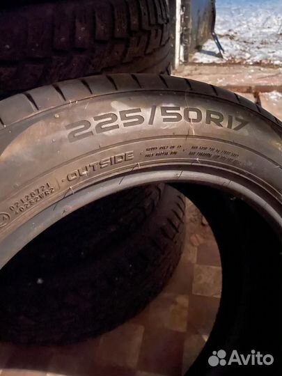 Nokian Tyres Hakka Blue 3 225/50 R17 98W