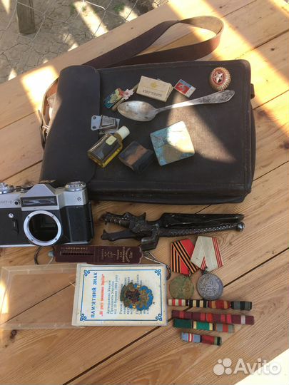 Планшетка, духи СССР, зенит и т.д