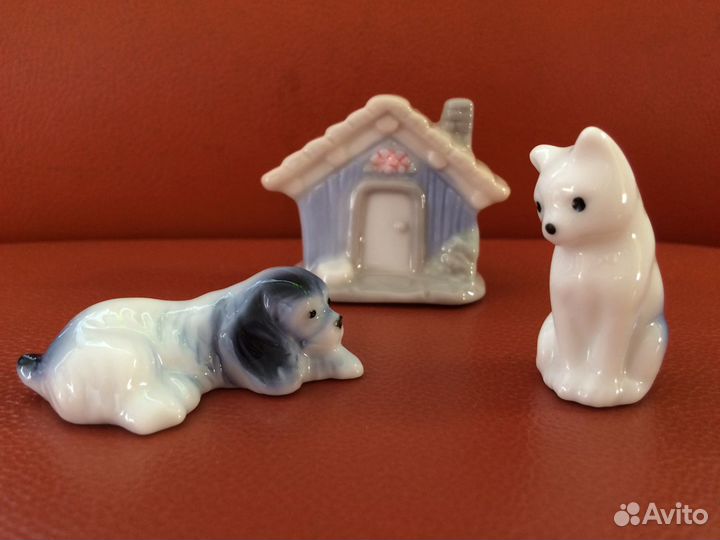 Фарфоровые статуэтки 