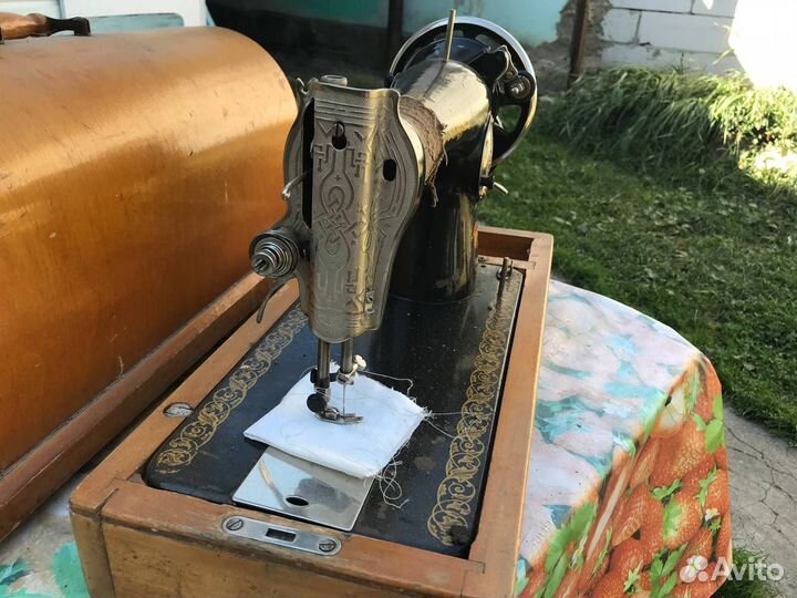 Ручная швейная машинка Подольск