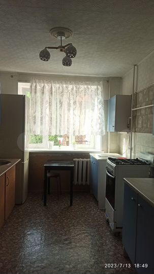 Комната 13 м² в 3-к., 3/15 эт.