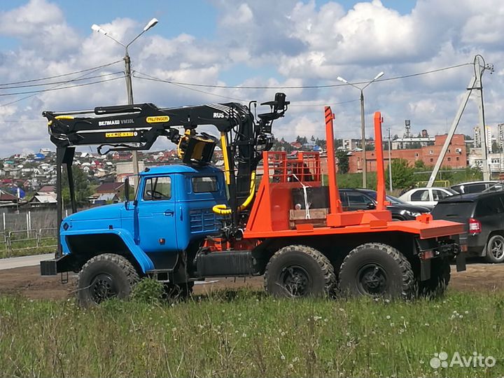 Урал 43204-10 с КМУ, 2000