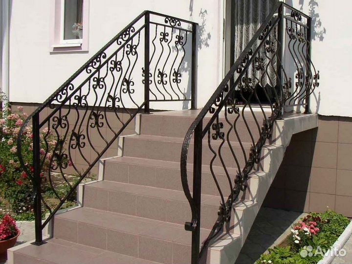 Кованые ограждения для лестниц