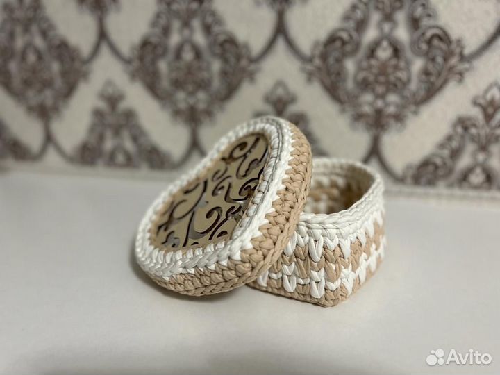 Вязанные корзинки