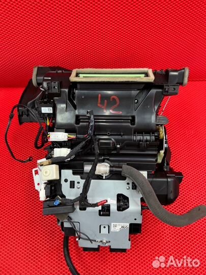 Печка Nissan Leaf ZE1 EM57 2020