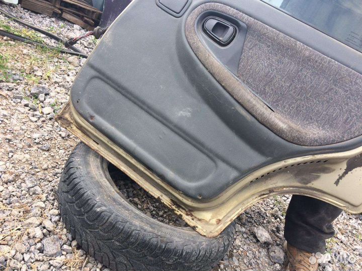 Дверь задняя правая daewoo nexia