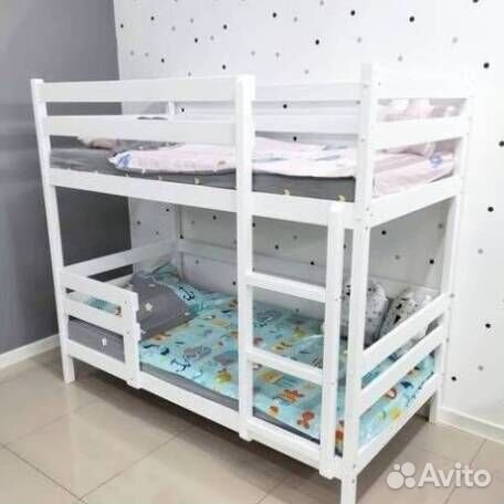 Кровать детская с матрасом