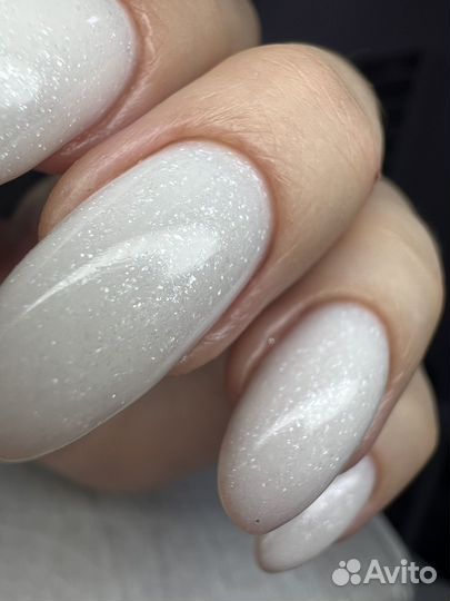 Маникюр и педикюр (быстро, качественно)