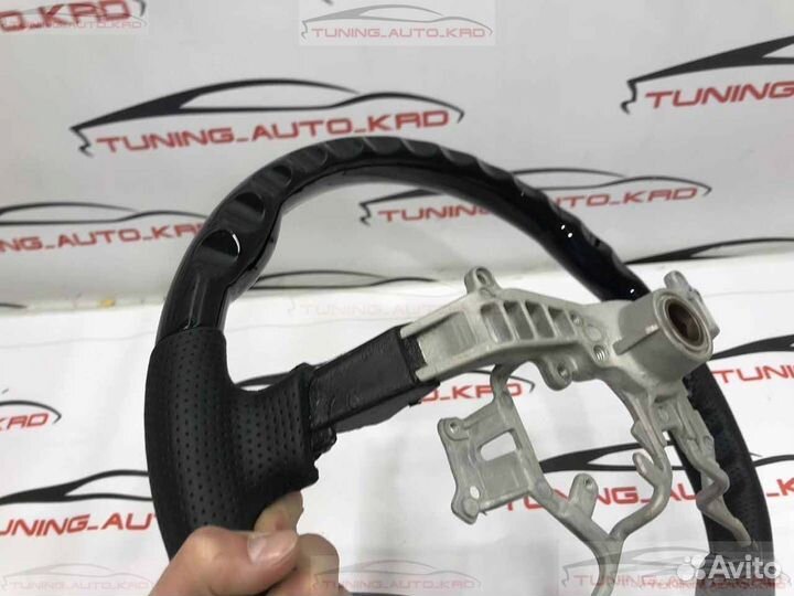 Руль Toyota Land Cruiser 200 Sport Design D3499