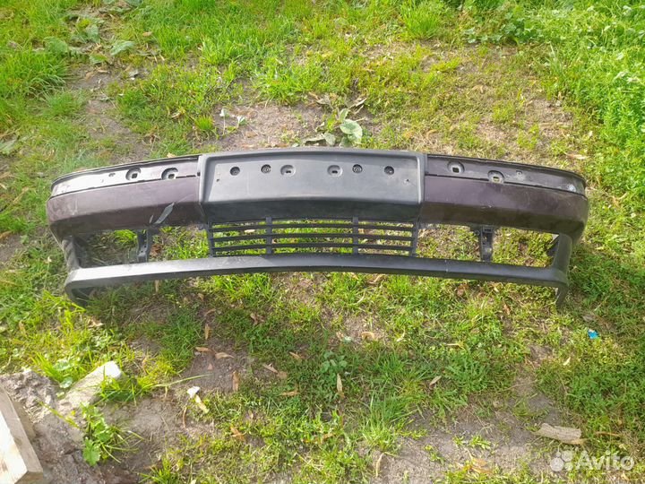 Передний бампер е 34