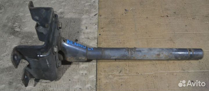 Кронштейн крепления крыла Renault Trucks Премиум