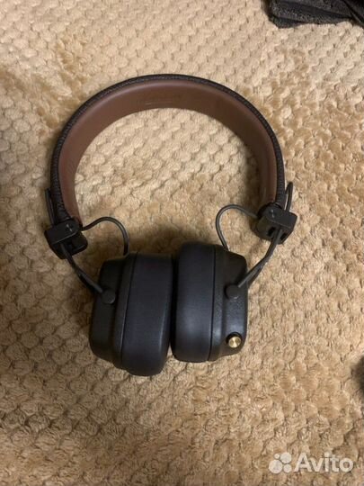 Беспроводные наушники Marshall Major IV