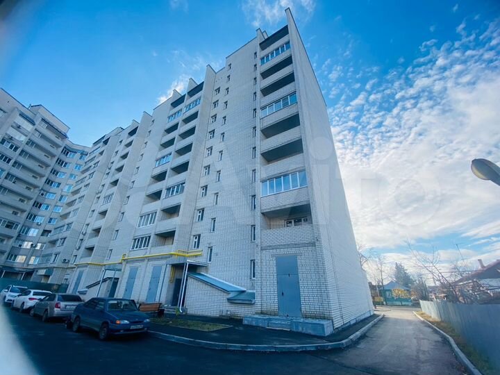 2-к. квартира, 70,8 м², 2/10 эт.