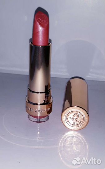 Помада от yves rocner