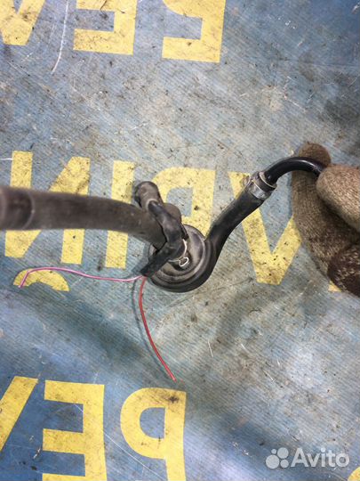 Клапан вентиляции топливного бака Audi A4 B5