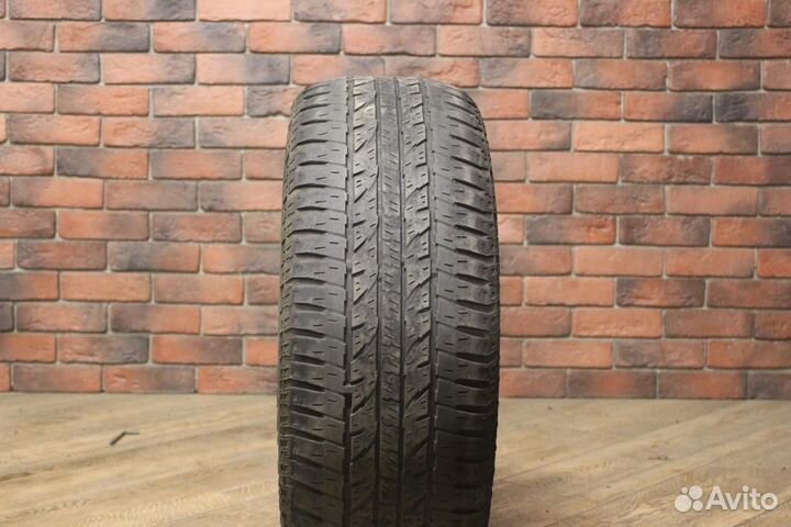 Yokohama Geolandar A/T G015 215/60 R16