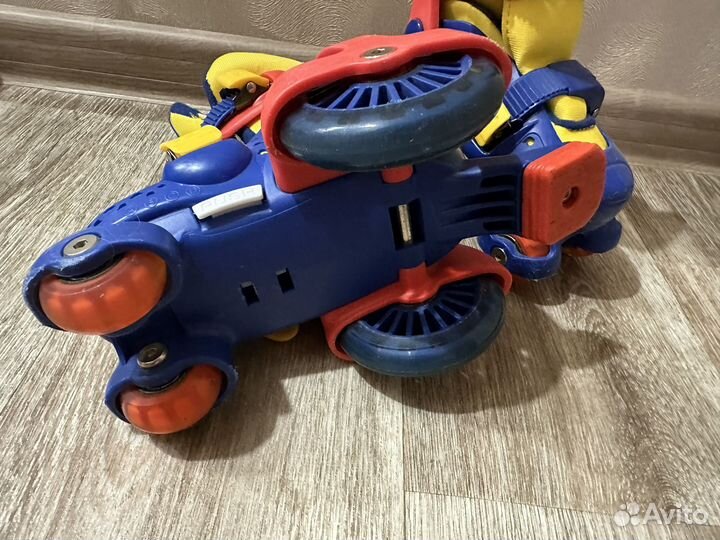 Раздвижные роликовые коньки