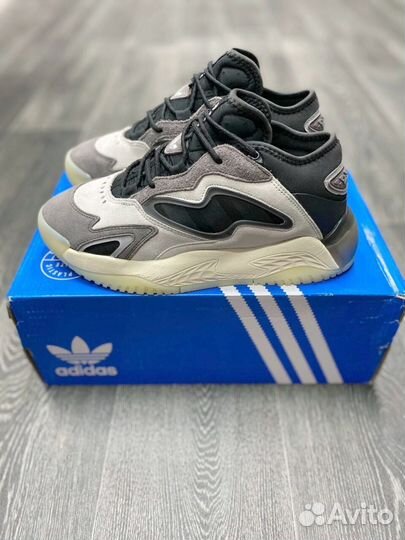 Кроссовки Adidas Streetball