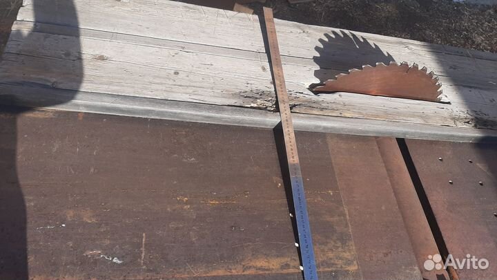 Циркулярный станок с фуганком